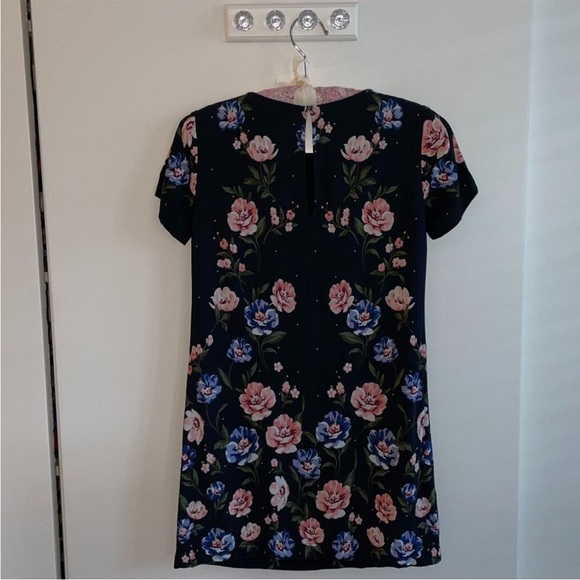 A&F Shift Dress - Picture 5 of 6